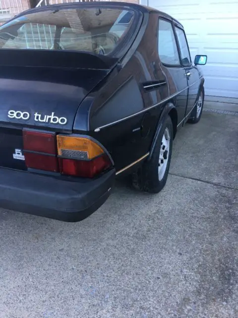 1980 saab 900 5-speed turbo