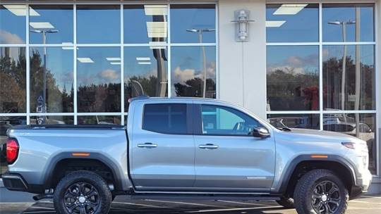 2024 GMC Canyon