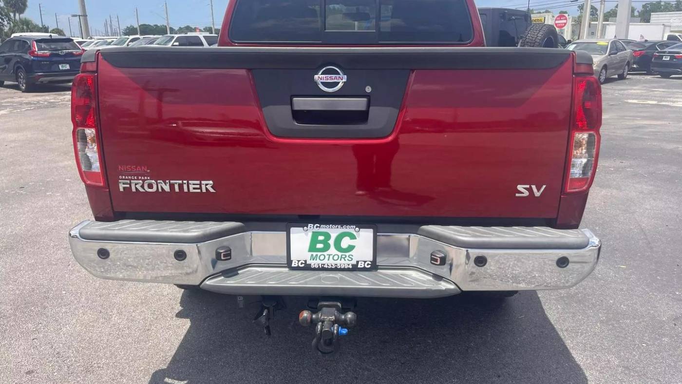 2020 nissan frontier sv