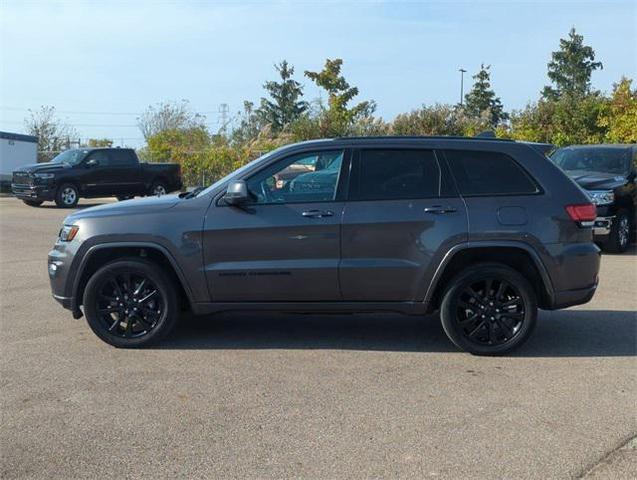 2021 jeep grand cherokee laredo