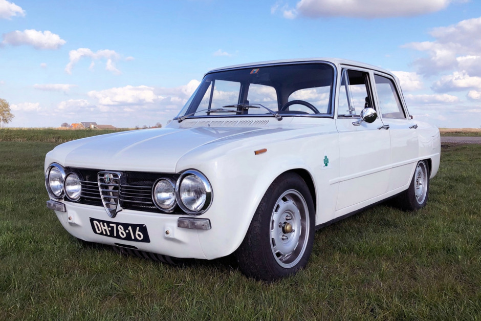 1971 alfa romeo giulia 1300 super 2.0l