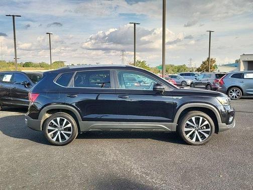 2022 volkswagen taos in atlanta, georgia