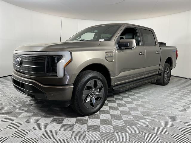 2023 ford f-150 lightning lariat