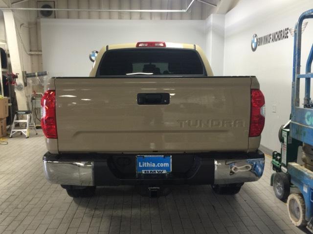 2017 toyota tundra sr5 4x4 sr5 4dr crewmax cab pickup sb (5.7l v8 ffv for sale in anchorage, alaska