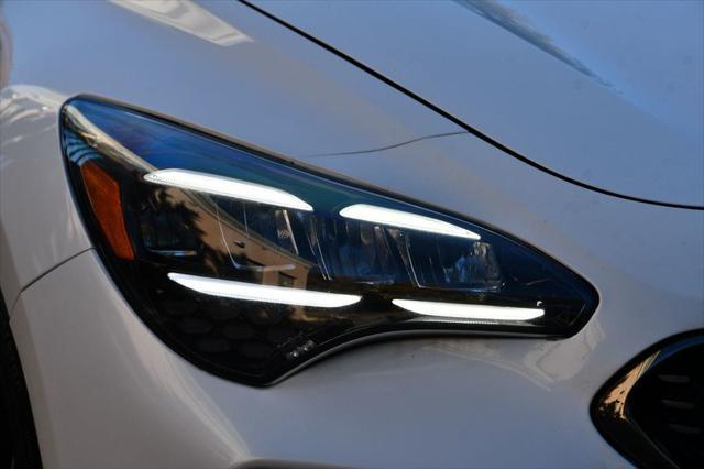 2022 kia stinger gt-line