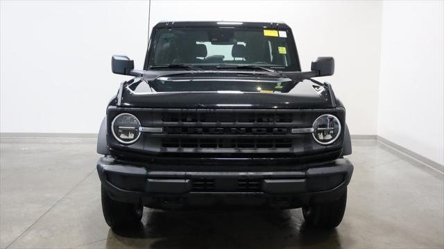 2022 ford bronco base