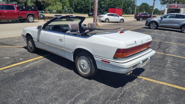1992 chrysler lebaron gtc convertible. rare 5 speed manual with 3.0l v6 engine