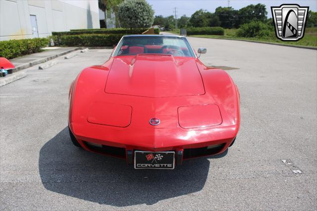 1975 chevrolet corvette base