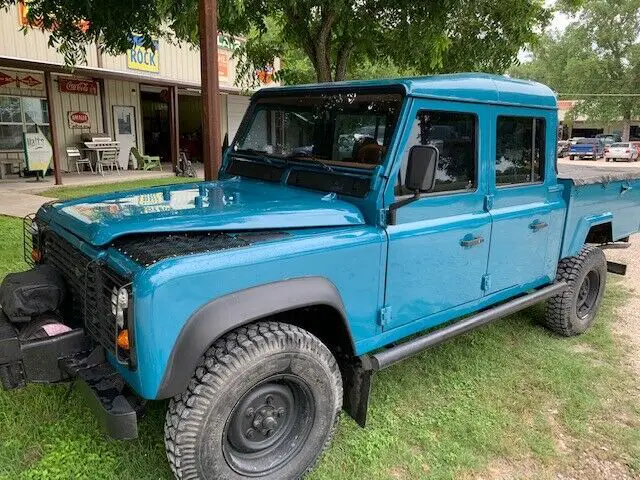 land rover defender 130 lhd