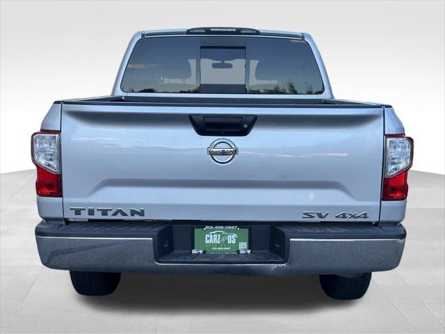 2018 nissan titan sv