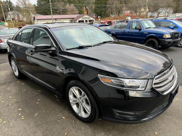 2018 ford taurus sel