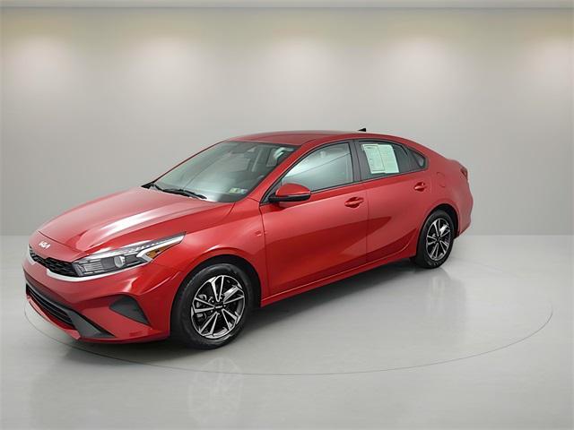 2022 kia forte lxs