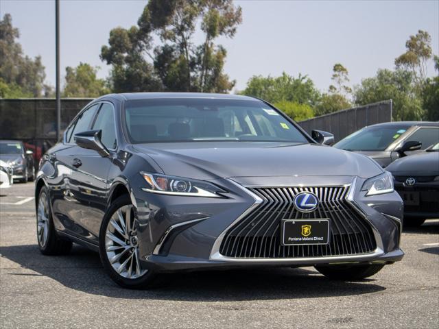 2020 lexus es 300h luxury