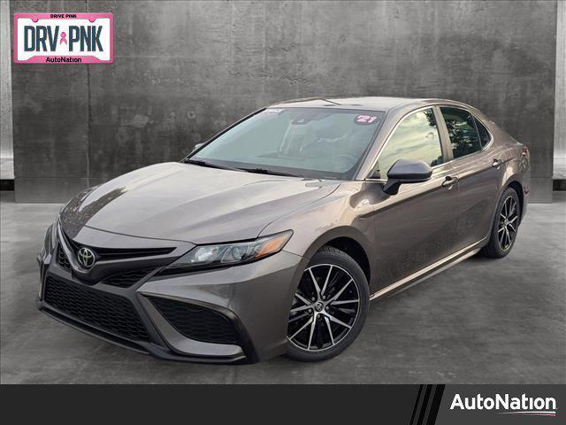 2021 toyota camry se