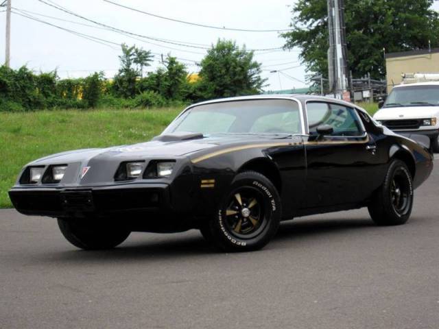 pontiac firebird 301c black with 65,392 miles, for sale!