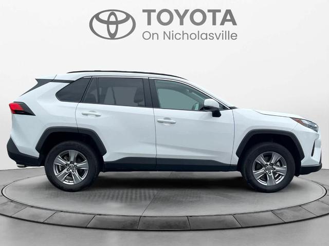 2023 toyota rav4 xle