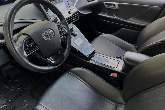 2017 toyota mirai base