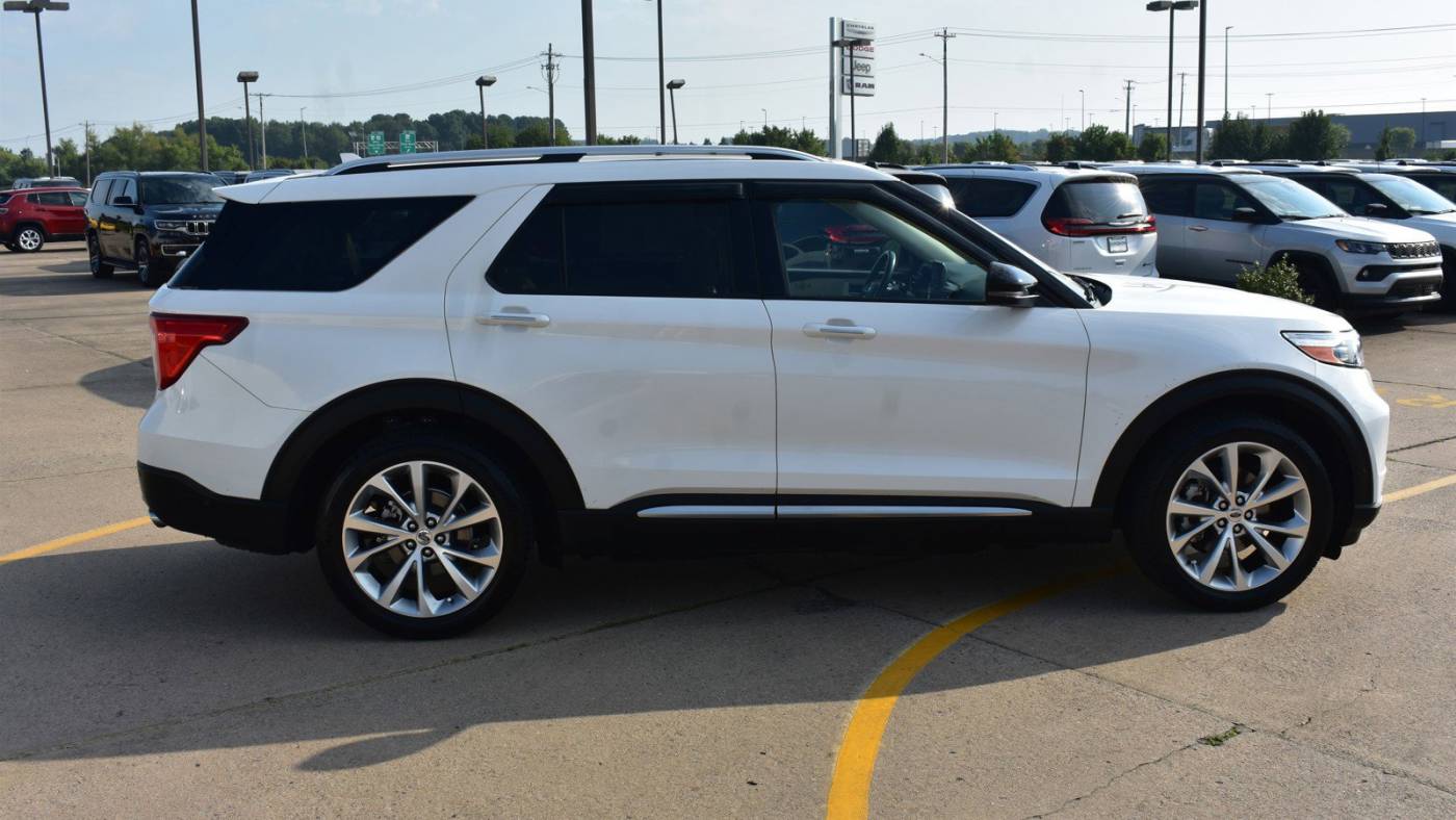 2022 ford explorer platinum