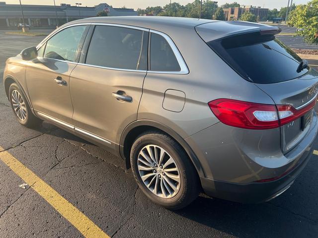 2016 lincoln mkx select