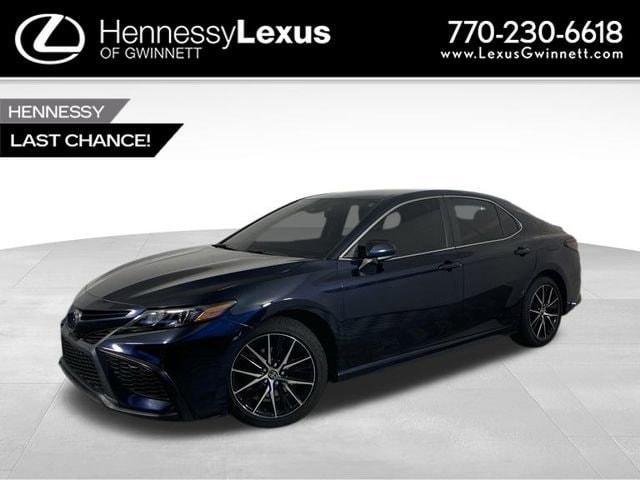 2021 toyota camry se