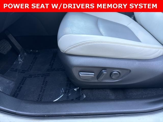 2022 toyota rav4 hybrid xle premium