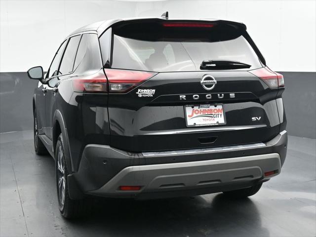 2021 nissan rogue sv