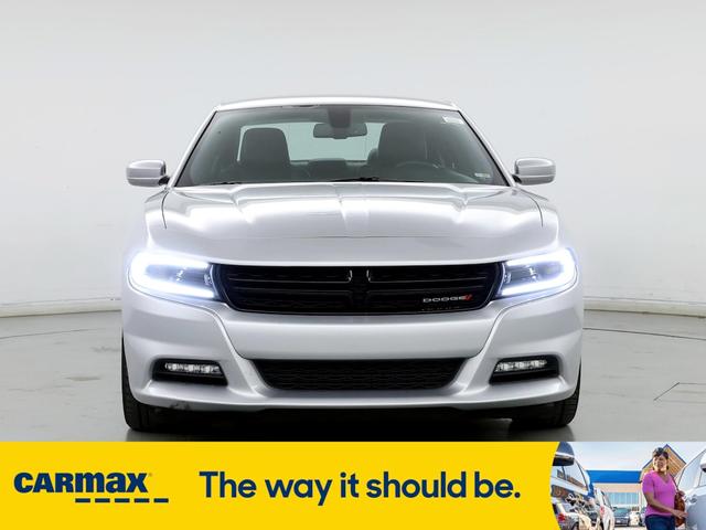 2022 dodge charger sxt