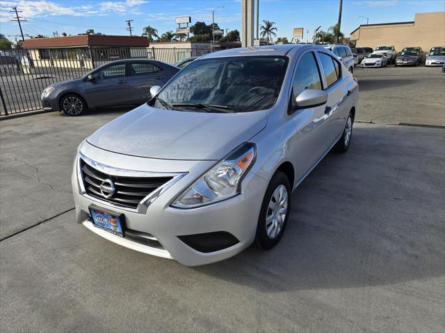 2019 nissan versa 1.6 s+