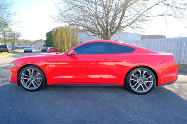 2022 ford mustang gt premium