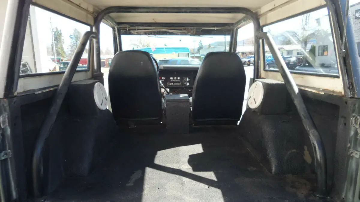 turbo diesel, tons of torque! 30mpg 450ft./lbs trq ultimate survival rig!