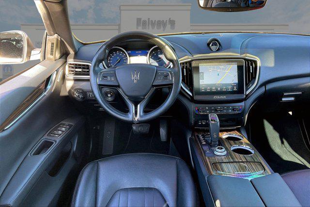 2019 maserati ghibli s q4