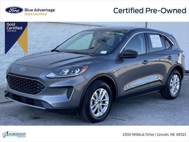 2022 ford escape se