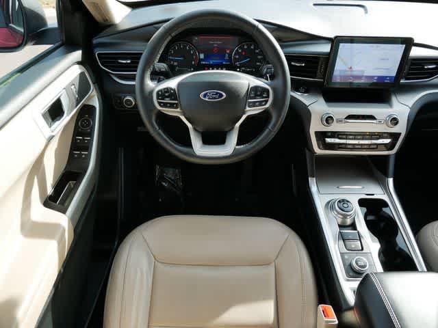 2021 ford explorer xlt