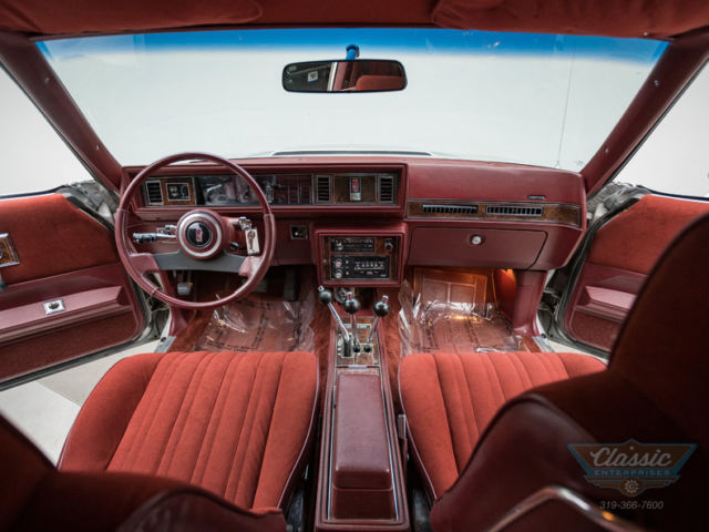 1984 oldsmobile 442 hurst/olds 307 v8 3 speed automatic coupe silver