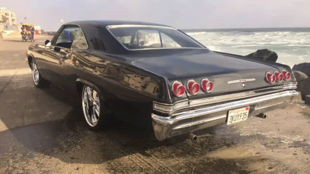 1965 chevy impala! beautiful american muscle