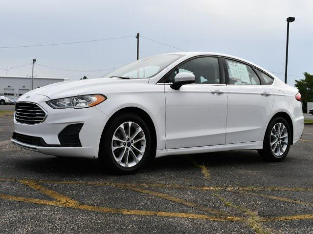 2020 ford fusion se