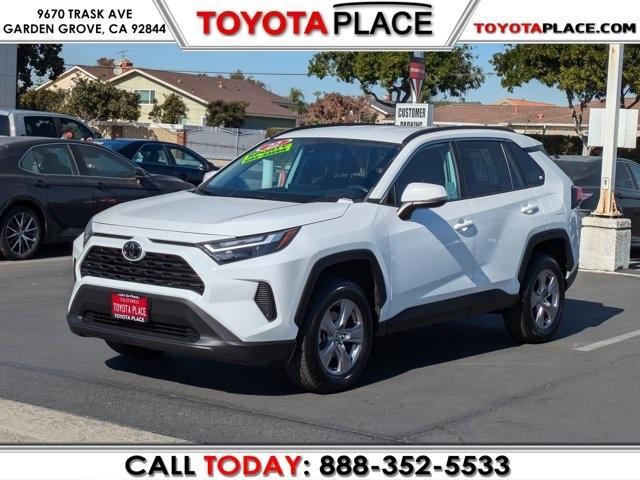 2022 toyota rav4 xle