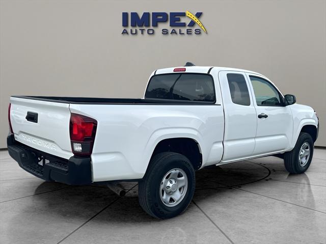 2023 toyota tacoma sr