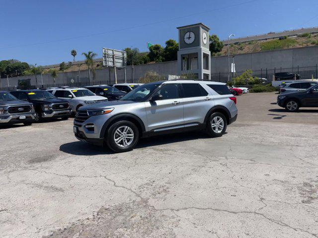 2023 ford explorer xlt