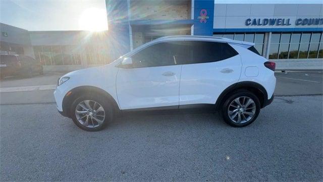 2022 buick encore gx essence