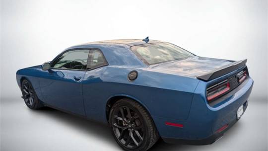 2022 dodge challenger gt rwd
