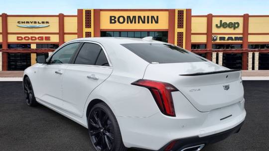 2024 Cadillac CT4