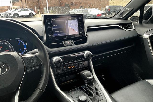2021 toyota rav4 hybrid se