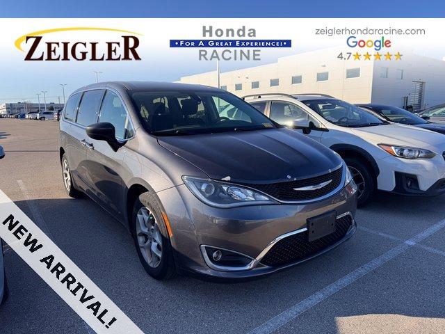2017 chrysler pacifica touring plus