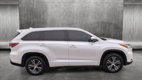 2016 Toyota Highlander xle