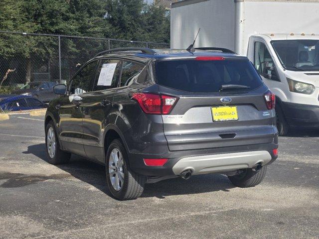 2019 ford escape sel