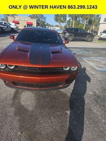 2020 dodge challenger sxt