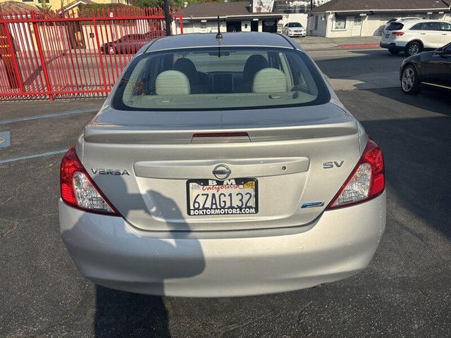 2013 nissan versa 1.6 sv