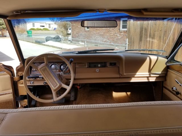 1982 jeep grand wagoneer brougham 4x4