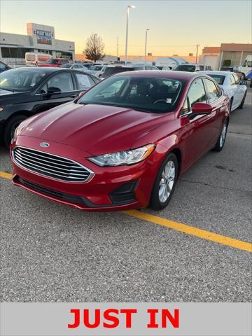 2020 ford fusion se